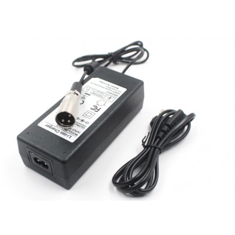 Carregador Para Bicicleta Eléctrica  54.6V 2A Plug XLR 5521 