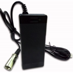 Carregador Para Hoverboard/ Scooter/ Bicicleta Elétrica de 29V 2A com Conector XLR de 3 Pinos