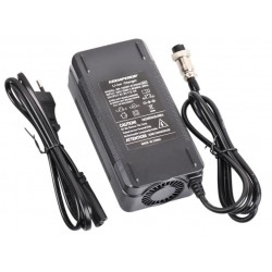 Carregador 67.2V 2A para bateria 60V de bicicleta elétrica com conector GX16 3 pinos 150W