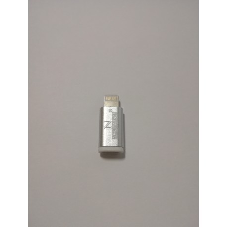 Adaptador - conversor de Micro USB para Lightning