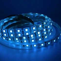 Fita LED Azul de  24V Com 5M E 300 Leds Resistente &agrave; &Aacute;gua Para Exterior/Cami&otilde;es 