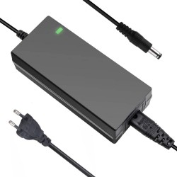  Carregador Para Hoverboard/ Bicicleta El&eacute;trica/ Scooter De 54.6V ( Volts ) 2A ( Amperes ) 109.2W ( Watts )